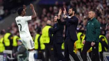 أزمة في الملعب.. اشتباك فينيسيوس مع جماهير فياريال يثير تدخلًا عاجلًا من أربيلوا